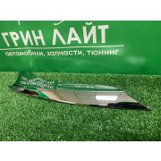 Ресница для фары правая Corolla Fielder 2015-2020- светлый хром новая