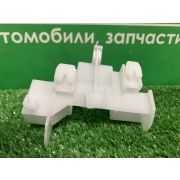 Крепление заднего бампера Fielder NZE164 2012-2015 новое оригинал RH