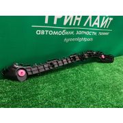 Крепление заднего бампера Corolla Axio NZE161 52575-12220 RH правое