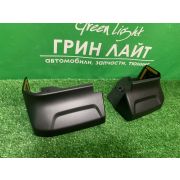 Брызговики передние Toyota Raize, оригинал Япония, 2 шт