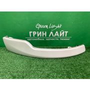 клык переднего бампера правый для Toyota Corolla Axio / Corolla Fielder NZE164, 2012-2015 г, оригинал Япония, цвет белый перламутр 070