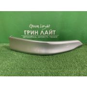 Клык правый переднего бампера для Toyota Corolla Fielder NZE144, 2008-2012 г, оригинал НОВЫЙ, цвет серебристый 1F7